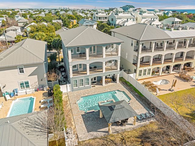 92 Woodward Street, Destin, FL 32541