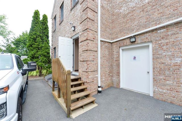 20 Harrison 1st Floor, Waldwick, NJ 07463