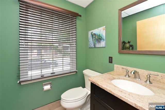 20 Harrison 1st Floor, Waldwick, NJ 07463