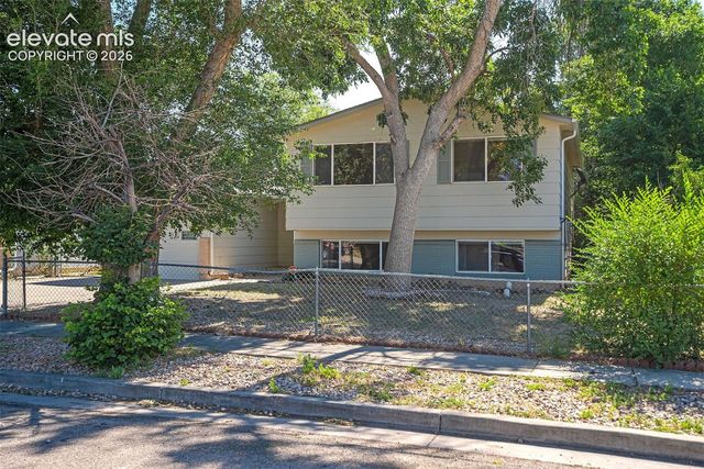 2170 El Vereda NA, Fountain, CO 80817