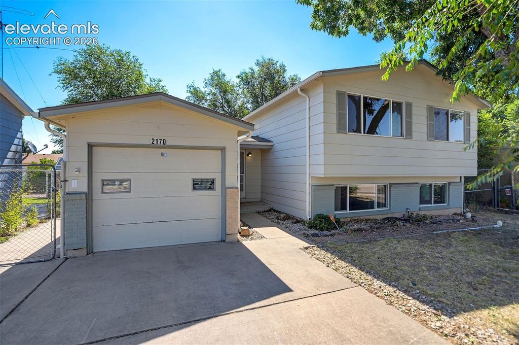 2170 El Vereda NA, Fountain, CO 80817