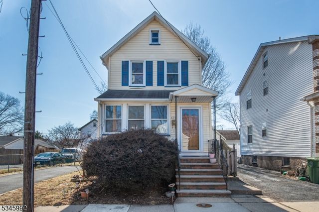 626 Meadow St, Roselle Boro, NJ 07203