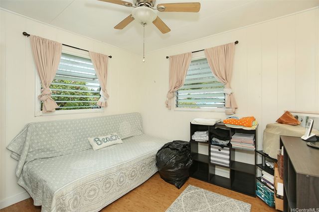 51-452 Kamehameha Highway, Kaaawa, HI 96730