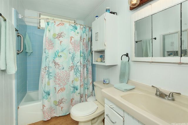 51-452 Kamehameha Highway, Kaaawa, HI 96730