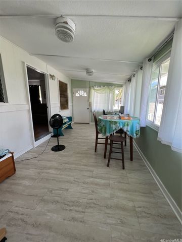 51-452 Kamehameha Highway, Kaaawa, HI 96730