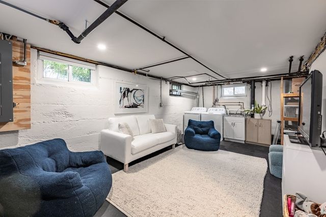 17 Bunton St, Milton, MA 02186