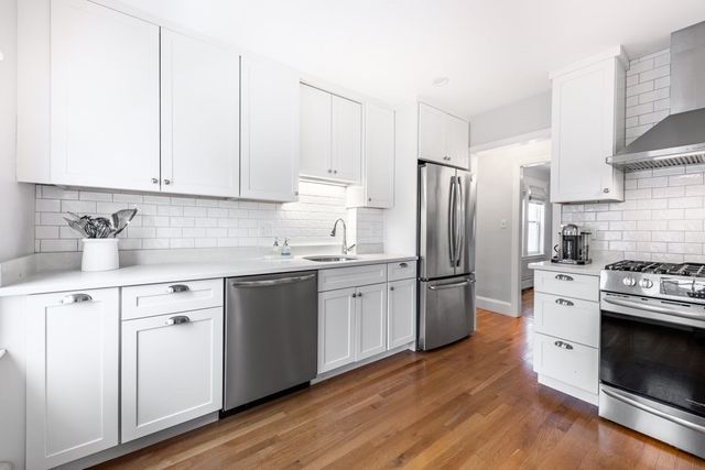 17 Bunton St, Milton, MA 02186