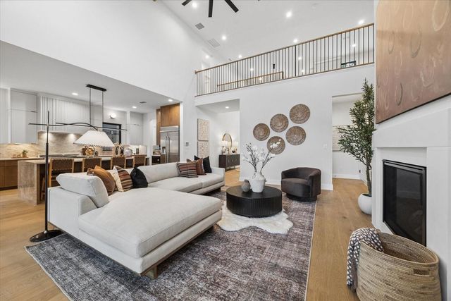 1643 Althea Drive, Houston, TX 77018