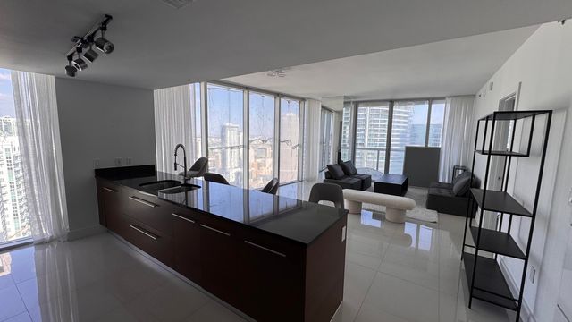 475 Brickell Avenue 4615, Miami, FL 33131