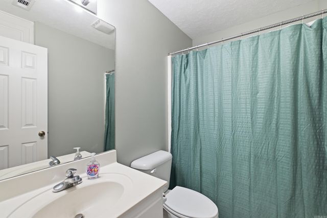 12 Applewood Drive, Cabot, AR 72023