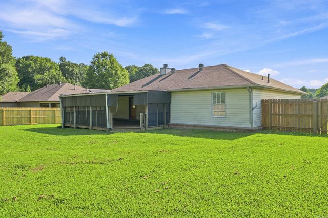 12 Applewood Drive, Cabot, AR 72023