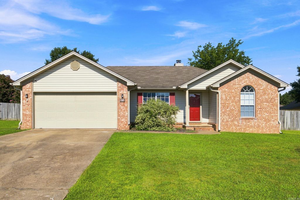 12 Applewood Drive, Cabot, AR 72023