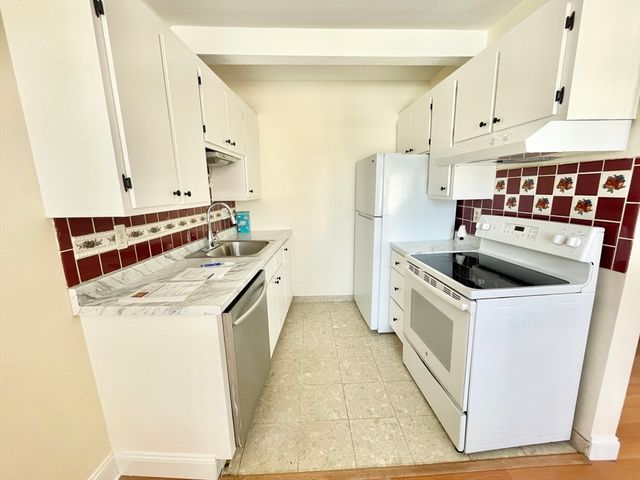 7 Cypress 703, Boston, MA 02135