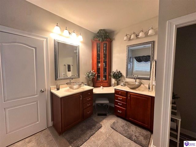 113 Deergrove Court, Elizabethtown, KY 42701