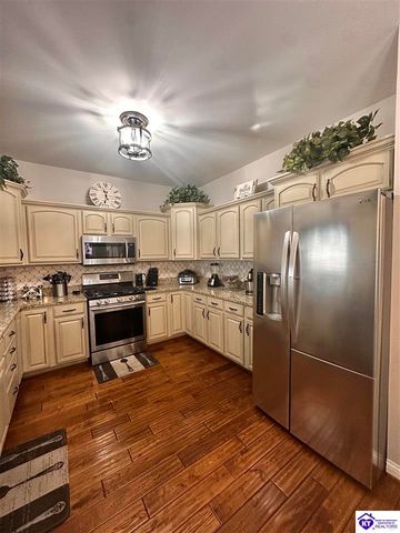 113 Deergrove Court, Elizabethtown, KY 42701