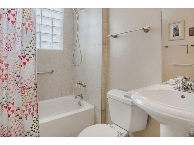 1251 Vail Ln, Longmont, CO 80503