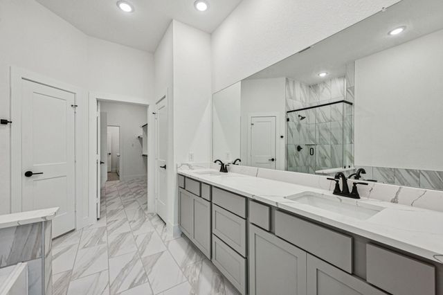 26237 E Outrider Banks Circle, Montgomery, TX 77316