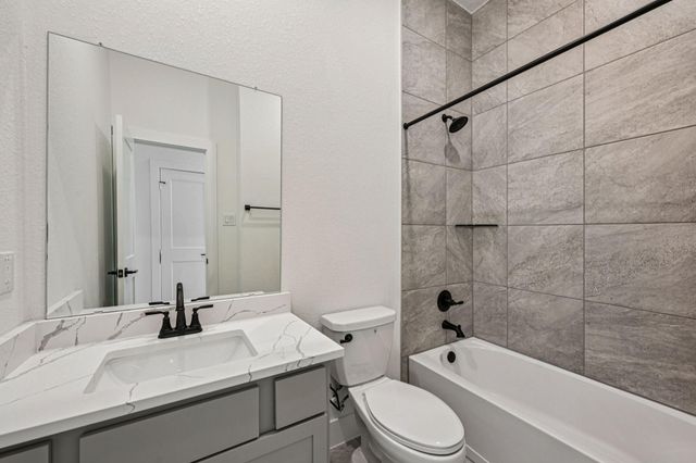 26237 E Outrider Banks Circle, Montgomery, TX 77316