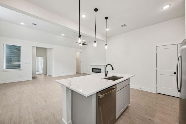 26237 E Outrider Banks Circle, Montgomery, TX 77316