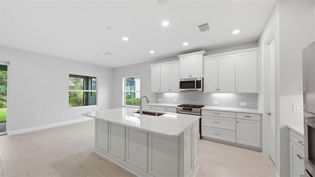 3075 HERITAGE PINES DRIVE, Fort Myers, FL 33905