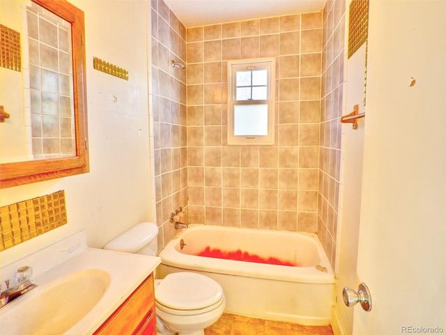 140 E 5th Ave, Longmont, CO 80504