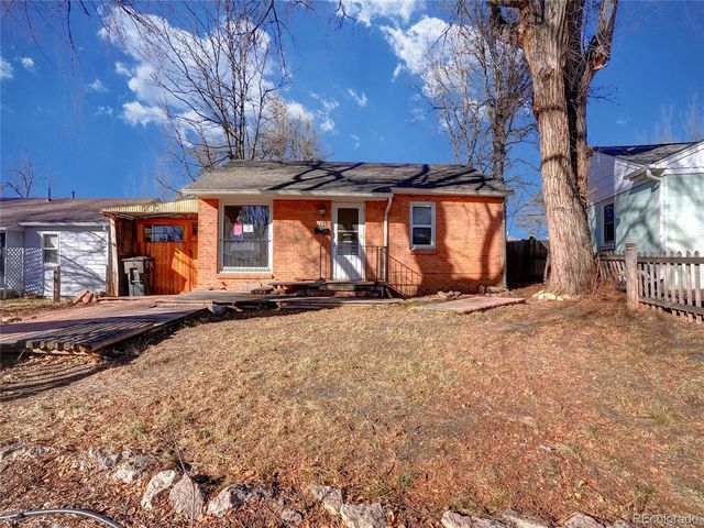 140 E 5th Ave, Longmont, CO 80504