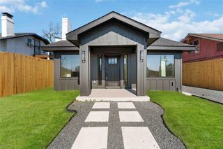 508 Dell Court, Houston, TX 77009