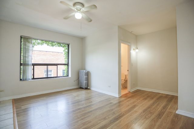 1624 W Morse Avenue 214, Chicago, IL 60626