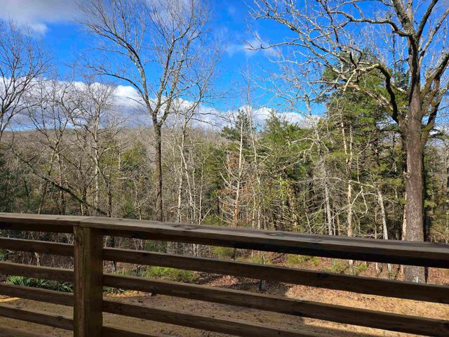 7 Ozoo Road, Cherokee Village, AR 72529