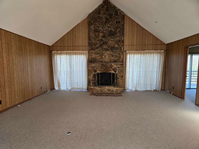 7 Ozoo Road, Cherokee Village, AR 72529