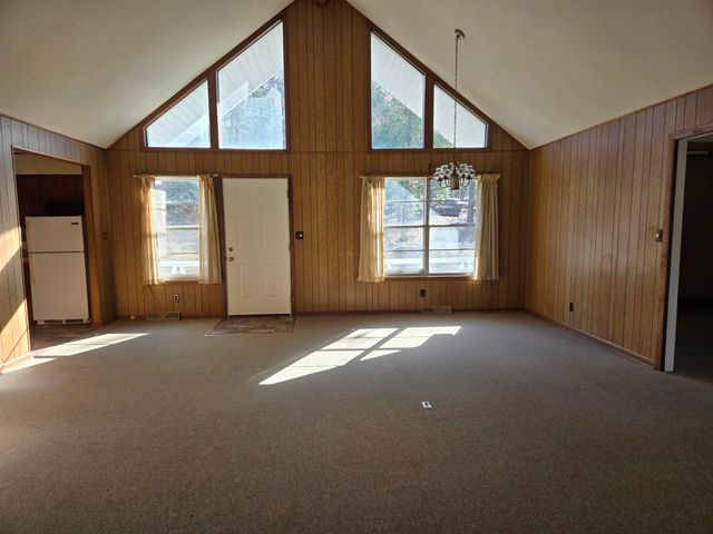 7 Ozoo Road, Cherokee Village, AR 72529