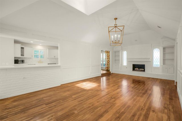 8851 Larston Street, Houston, TX 77055