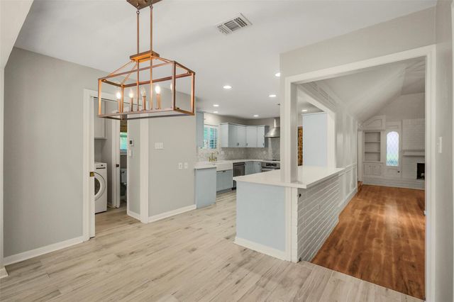 8851 Larston Street, Houston, TX 77055