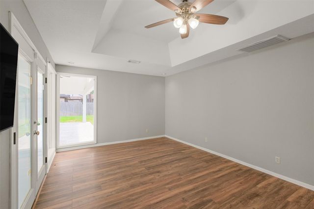 8851 Larston Street, Houston, TX 77055