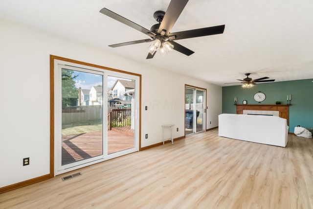 3212 Southern Hills Drive, Pickerington, OH 43147