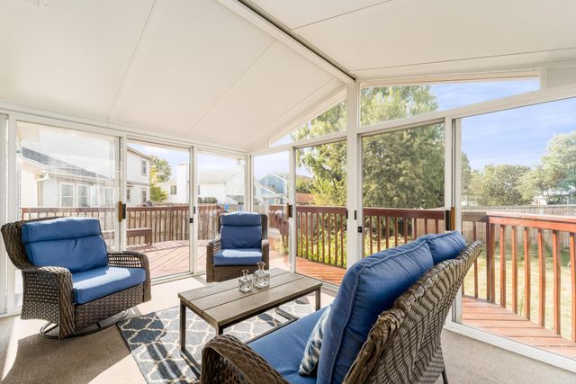 3212 Southern Hills Drive, Pickerington, OH 43147