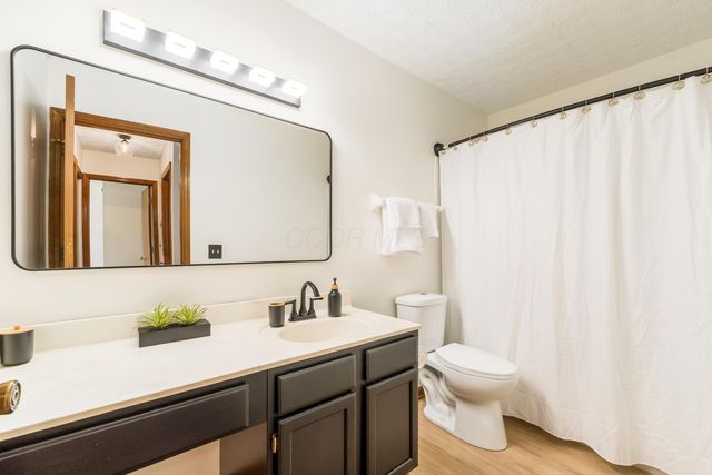 3212 Southern Hills Drive, Pickerington, OH 43147