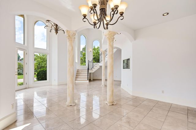 3518 CLASSIC DR S, Memphis, TN 38125