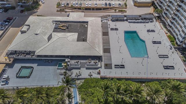 1950 S Ocean Dr 17E, Hallandale Beach, FL 33009