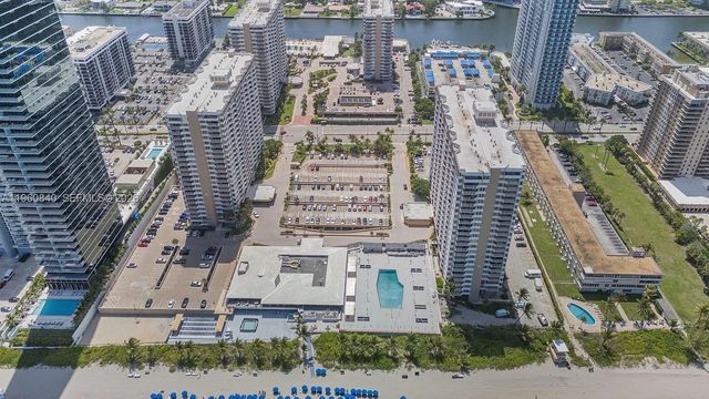 1950 S Ocean Dr 17E, Hallandale Beach, FL 33009