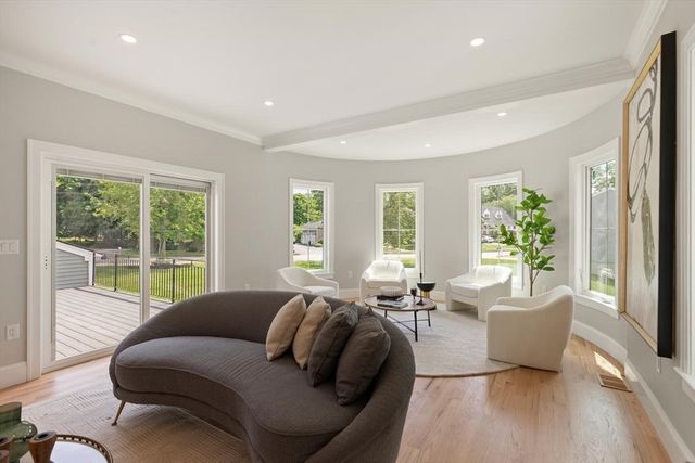 480 West Street, Reading, MA 01867