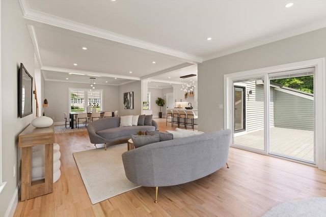 480 West Street, Reading, MA 01867