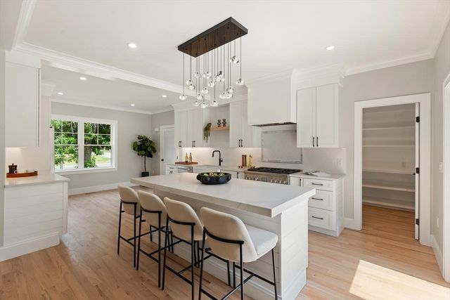 480 West Street, Reading, MA 01867