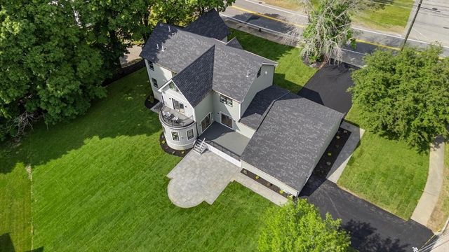 480 West Street, Reading, MA 01867