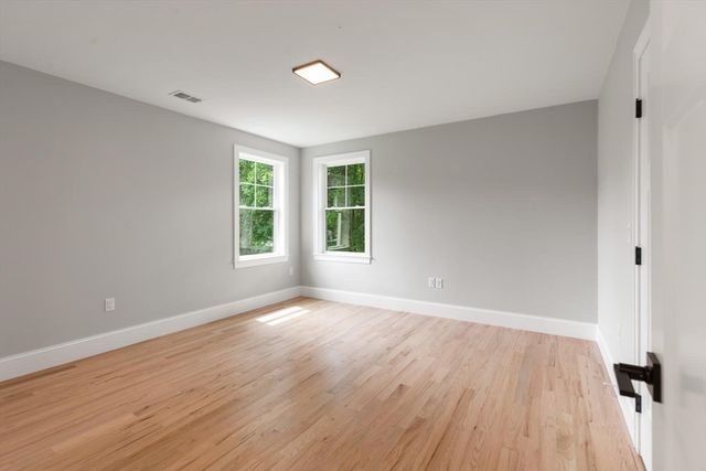 480 West Street, Reading, MA 01867