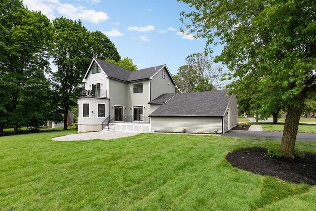 480 West Street, Reading, MA 01867