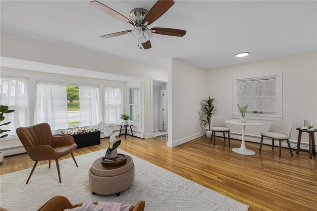 461 River Road, Lincoln, RI 02865
