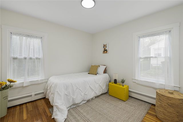 461 River Road, Lincoln, RI 02865