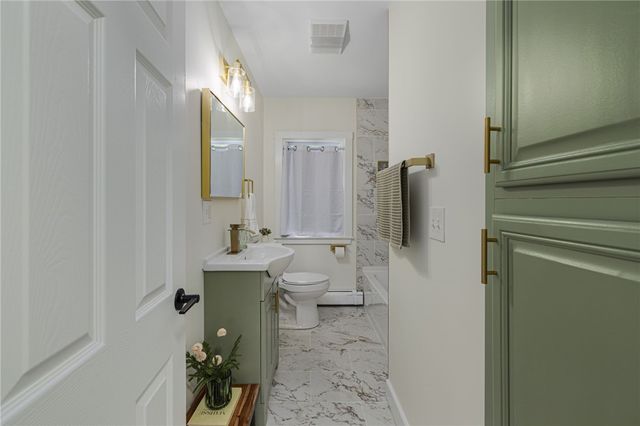 461 River Road, Lincoln, RI 02865