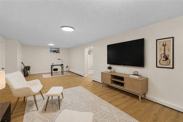 461 River Road, Lincoln, RI 02865